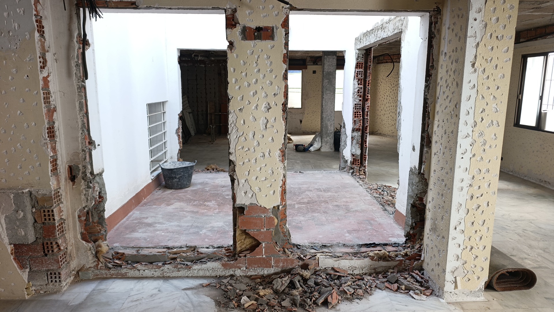 Instalación de ventanas de aluminio en Nervión